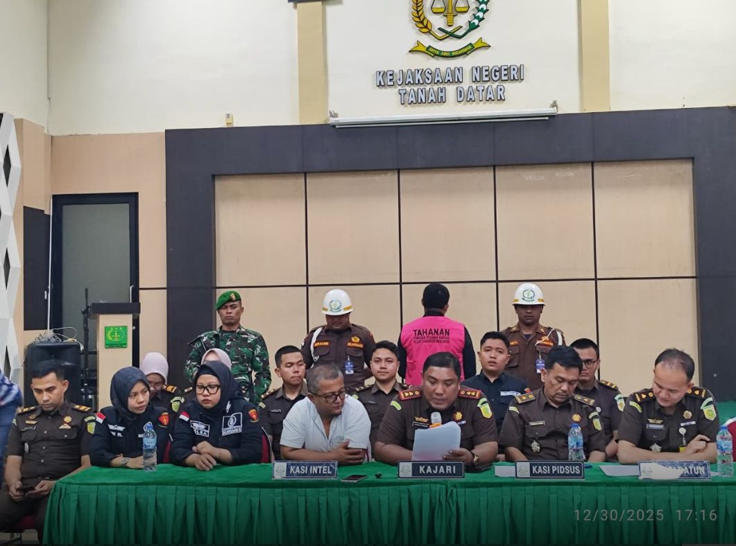 Direktur Perumda Tanah Datar Ditetapkan Sebagai tersangka