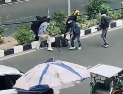 Bentrok Ormas Didepan Palembang Square Mall Mengakibatkan Satu Korban Kritis